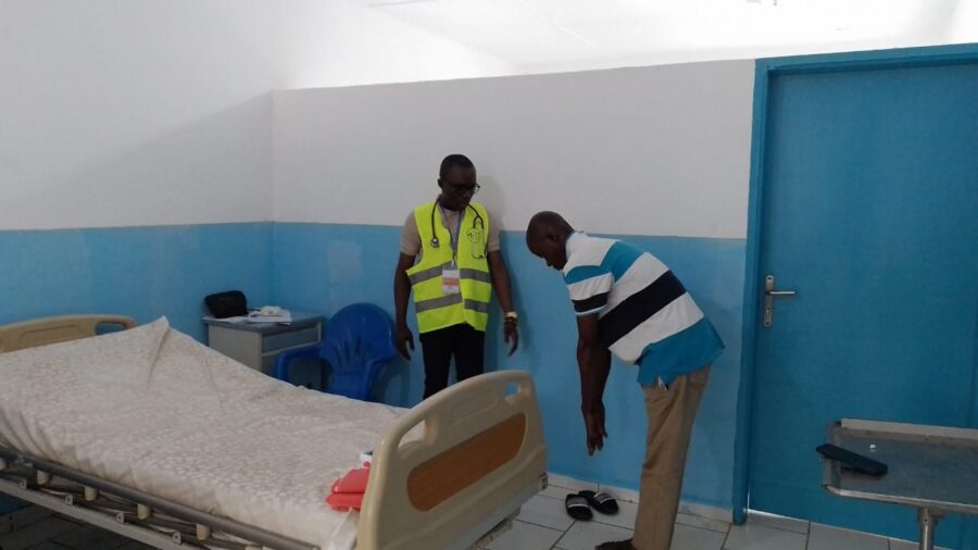 dr madode en consultation